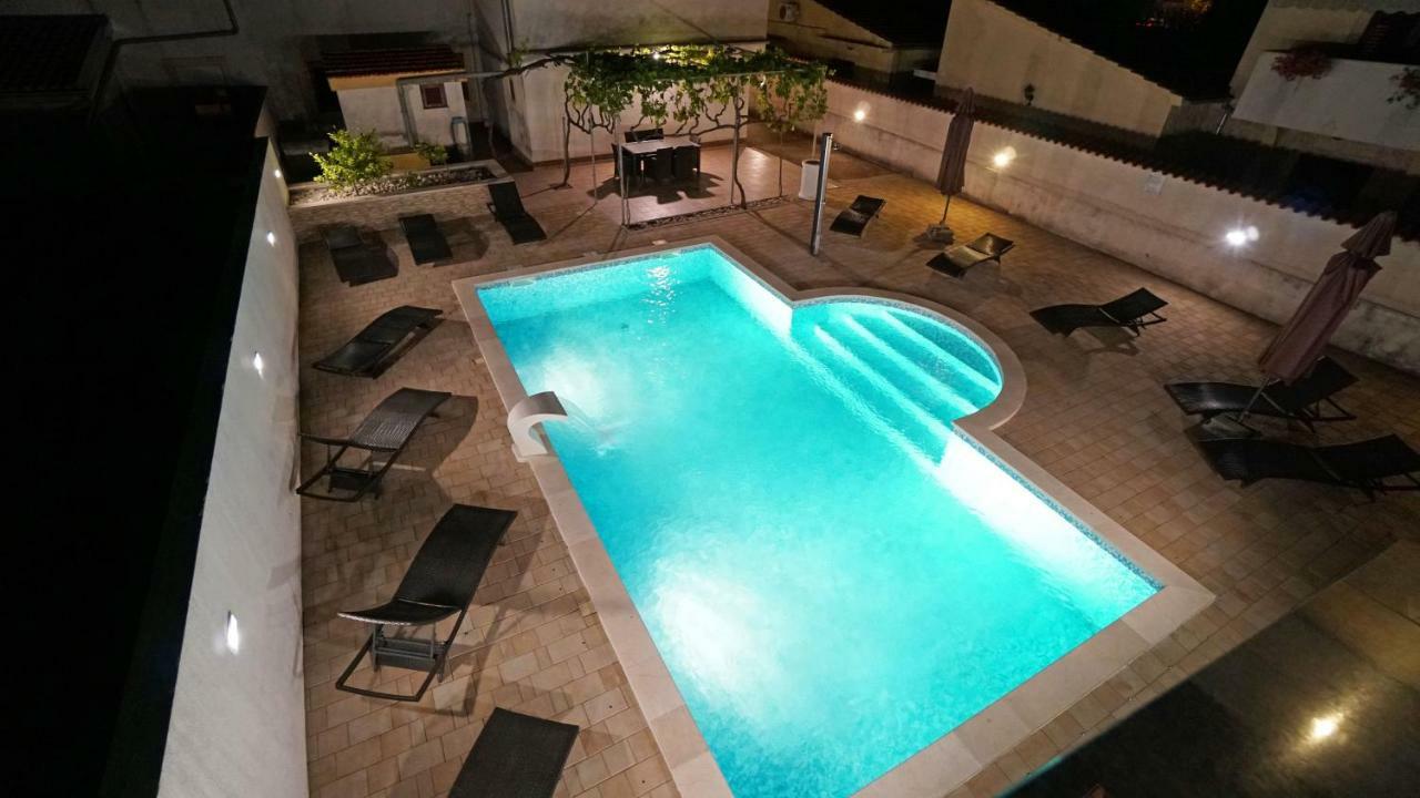 Apartments Roberta Kožino エクステリア 写真