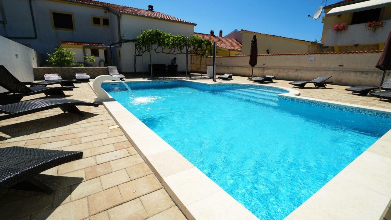 Apartments Roberta Kožino エクステリア 写真