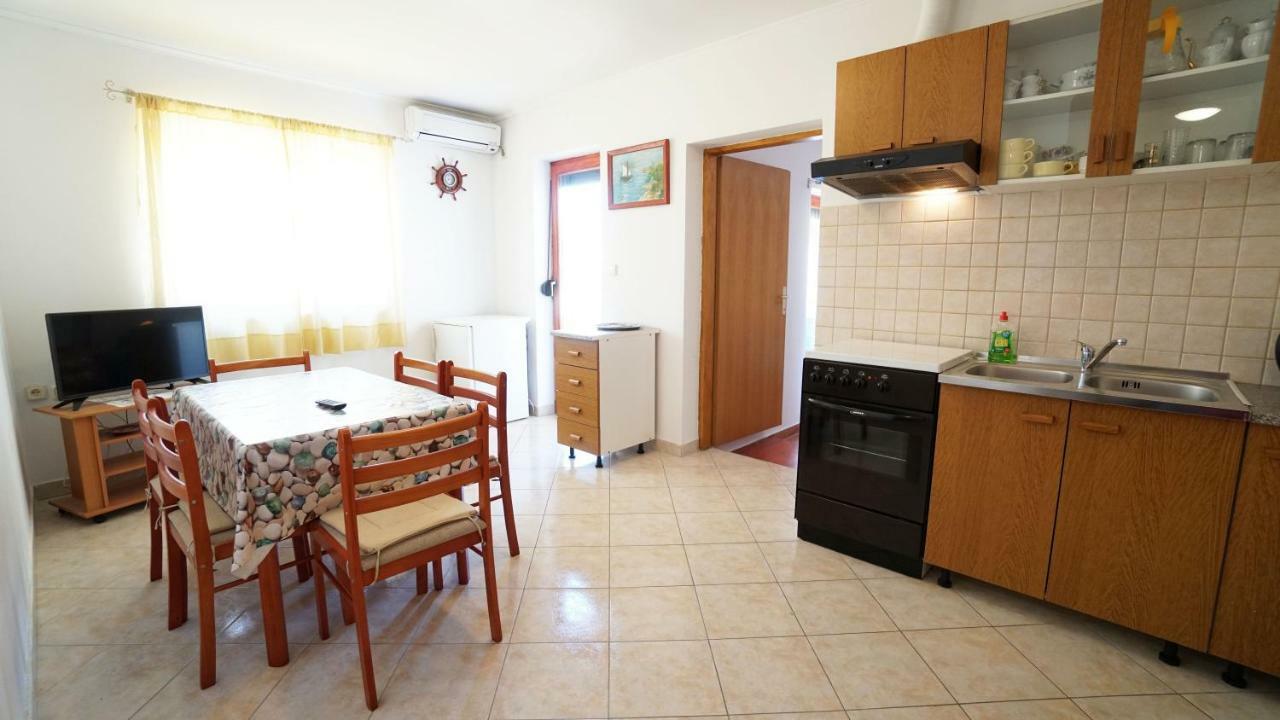 Apartments Roberta Kožino エクステリア 写真