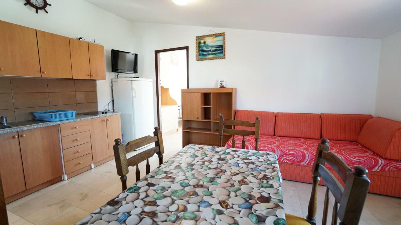 Apartments Roberta Kožino エクステリア 写真